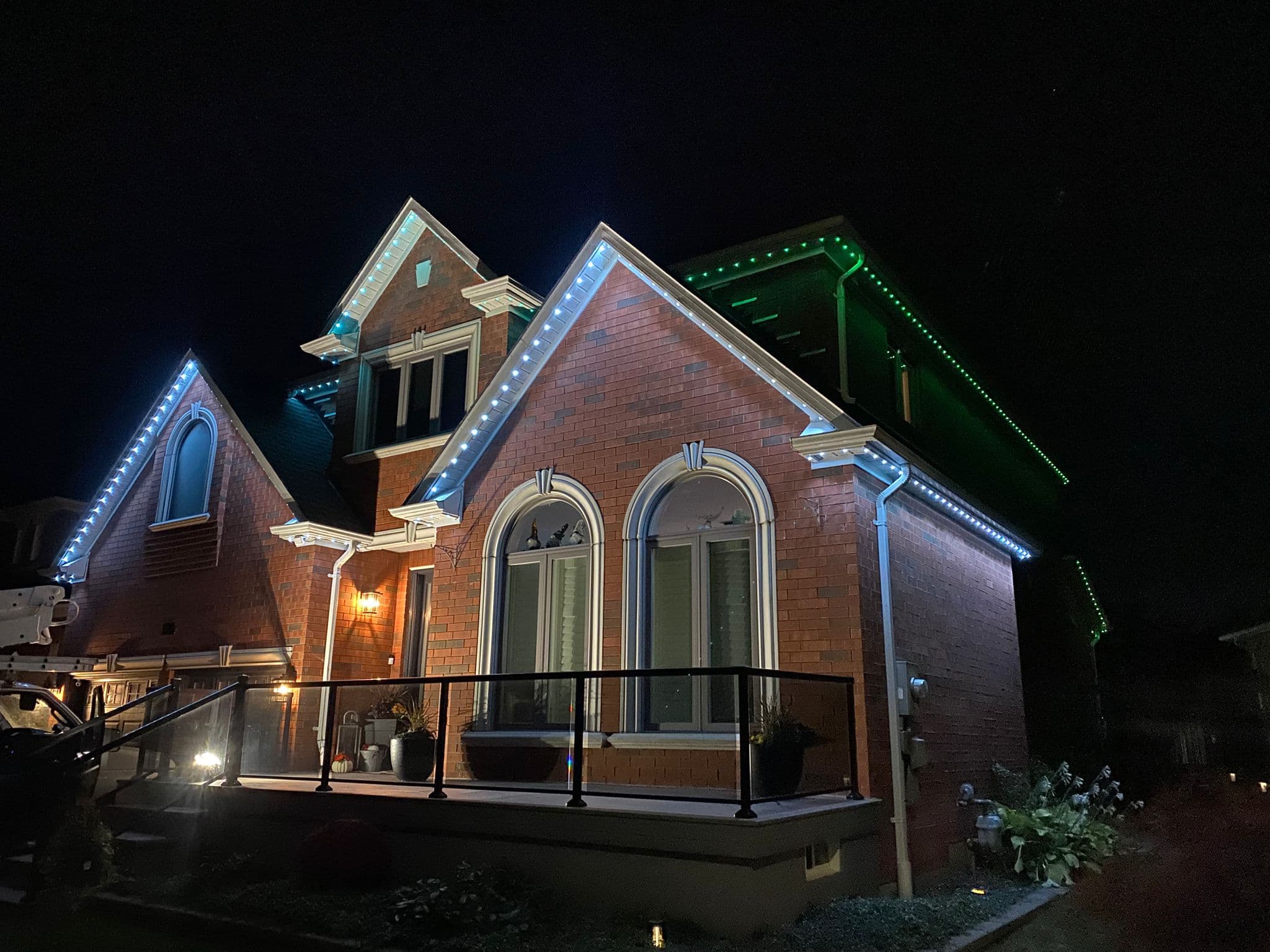 Custom Christmas lighting installation in London Ontario by professionals